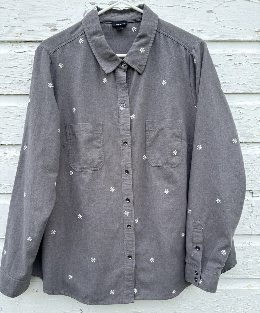 Torrid 1 Blouse Button Down Shirt 1X Embroidered Floral Collared Gray Chambray